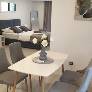 Romantic Rohreggerova Croazia